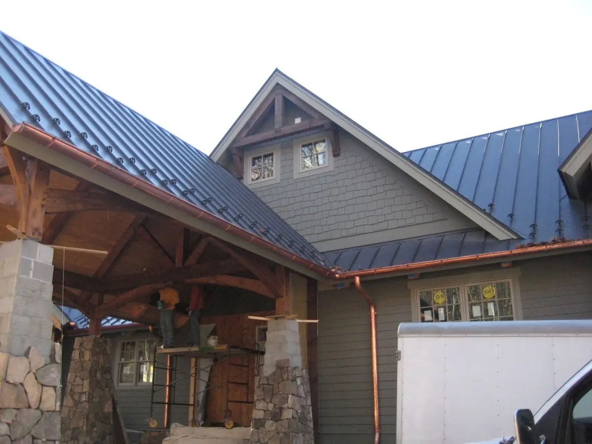 Craftsman Roofing team delivering quality roofing work in Mckamy Oaks